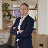Dan Nicholson