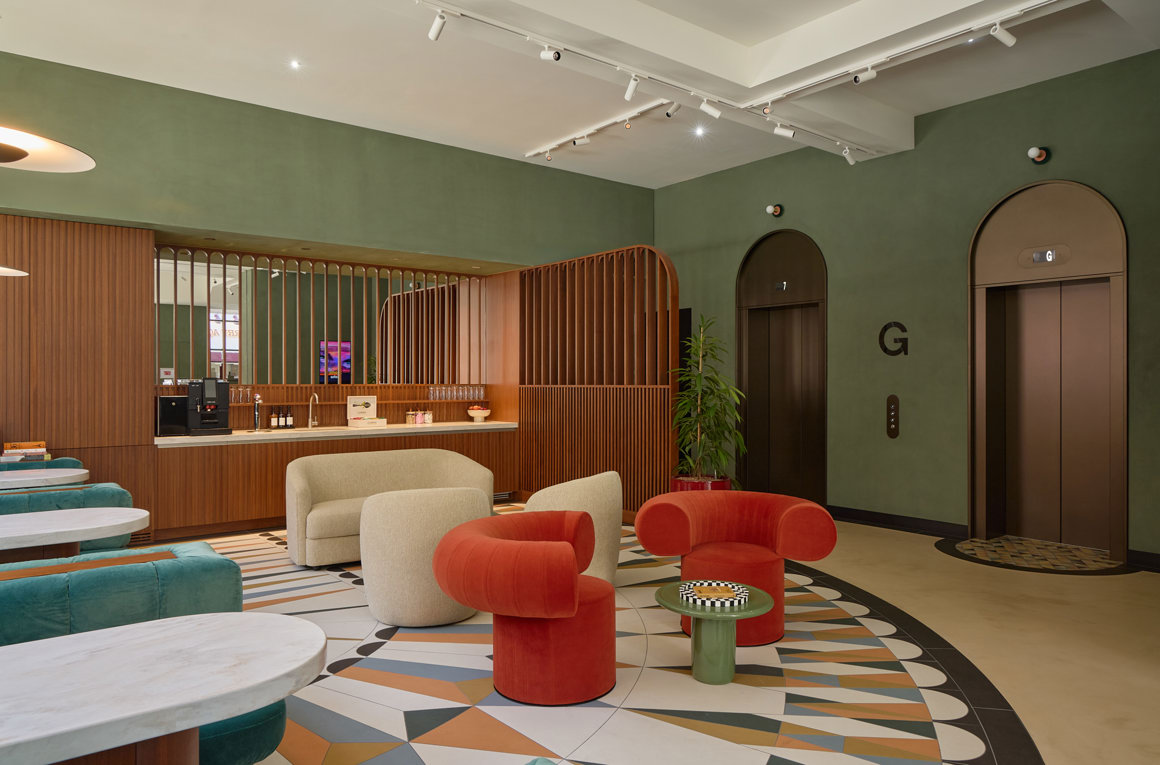 141 wardour lounge