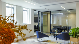 54 jermyn street lounge area L1