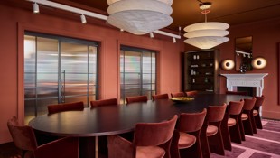 10 person boardroom at 170 Piccadilly