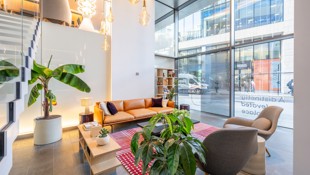 CityTower welcome lounge