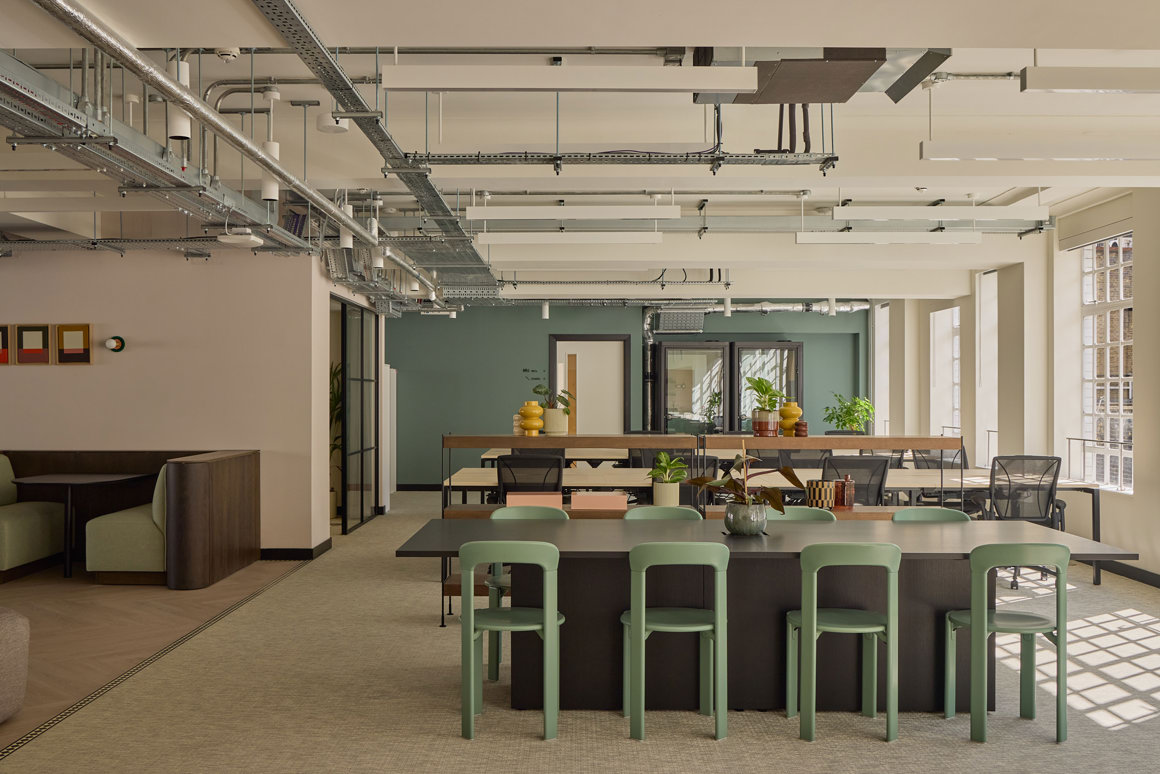 141 workspace