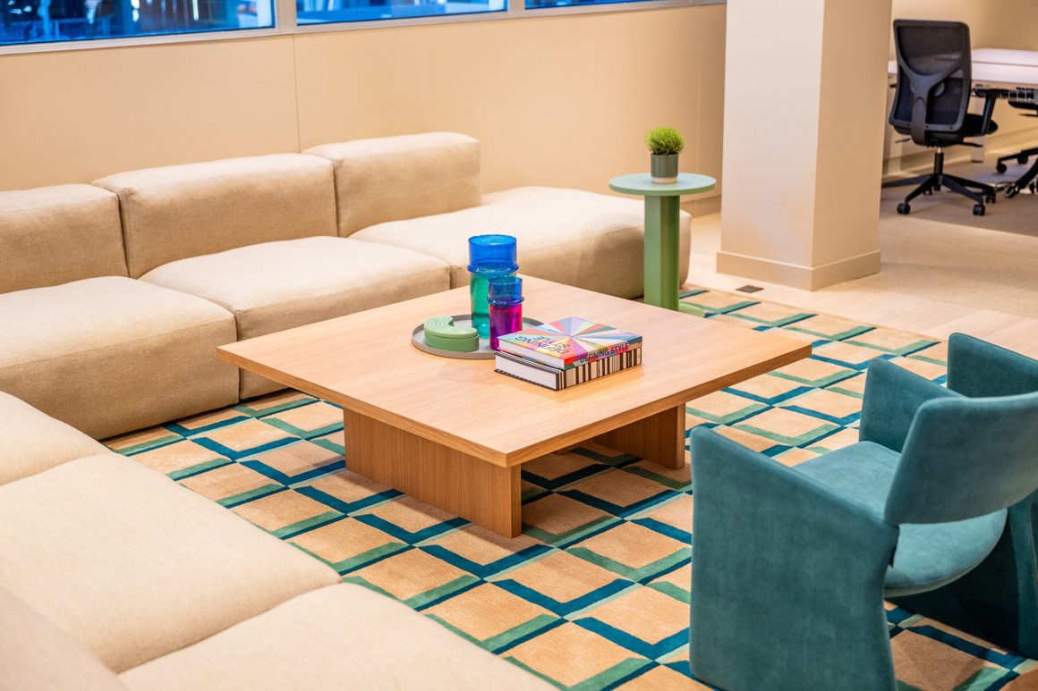 L4 Lounge